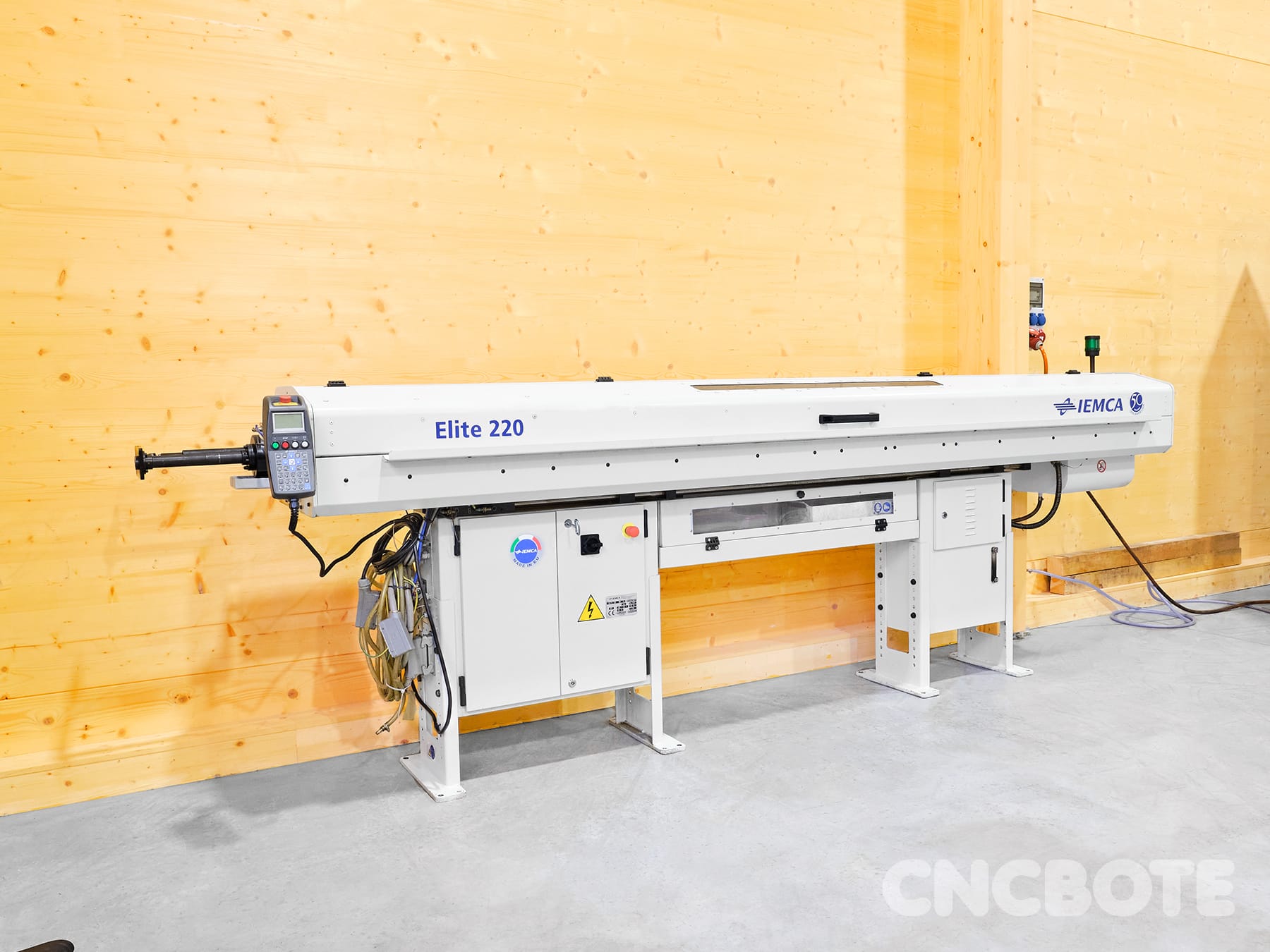 Caricatore di barre IEMCA Elite 220 32 XL
