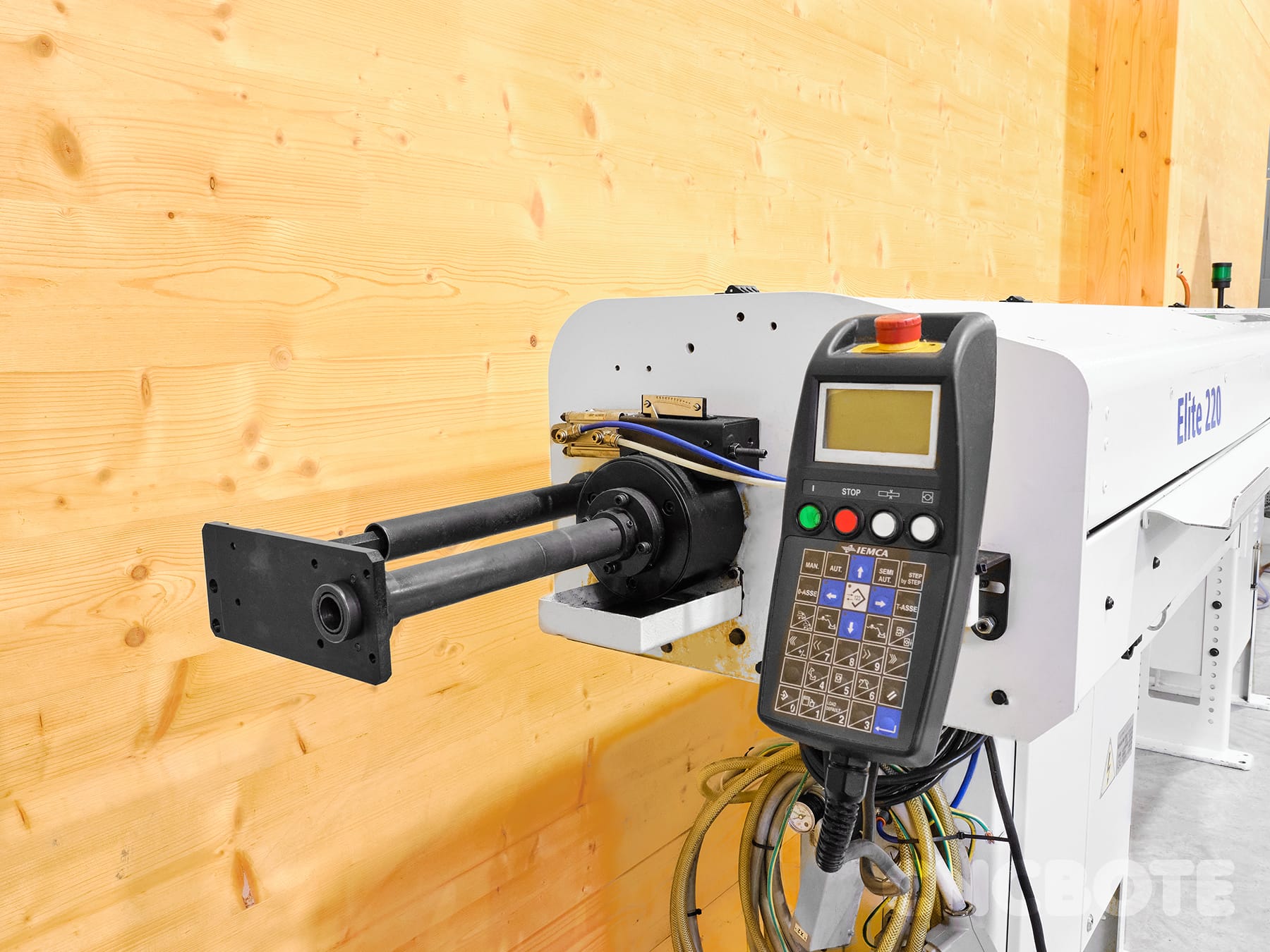 Caricatore di barre IEMCA Elite 220 32 XL